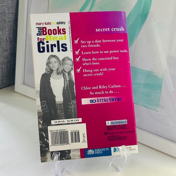 Mary-Kate & Ashley Olsen So Little Time Secret Crush Paperback Book - Picture 2 of 2